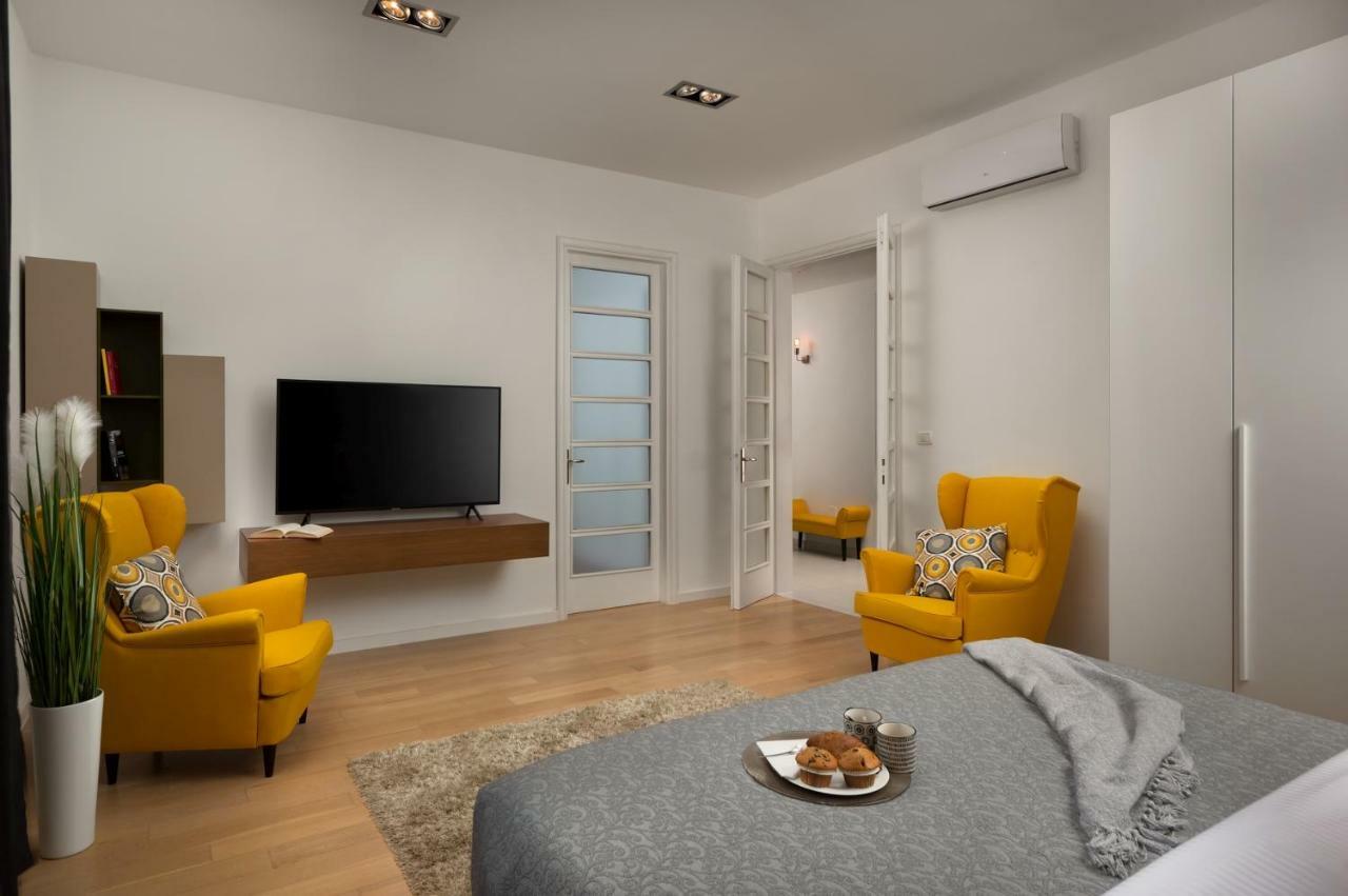 Carducci Apartment - Center 普拉 外观 照片